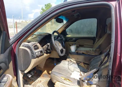 2008 Chevrolet Tahoe Ls из США, поврежденный, VIN 1GNFC13C98J127968